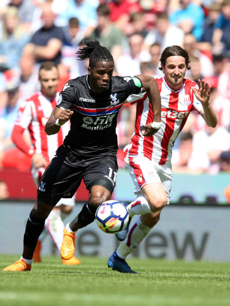 也揭示了中 也揭示了中