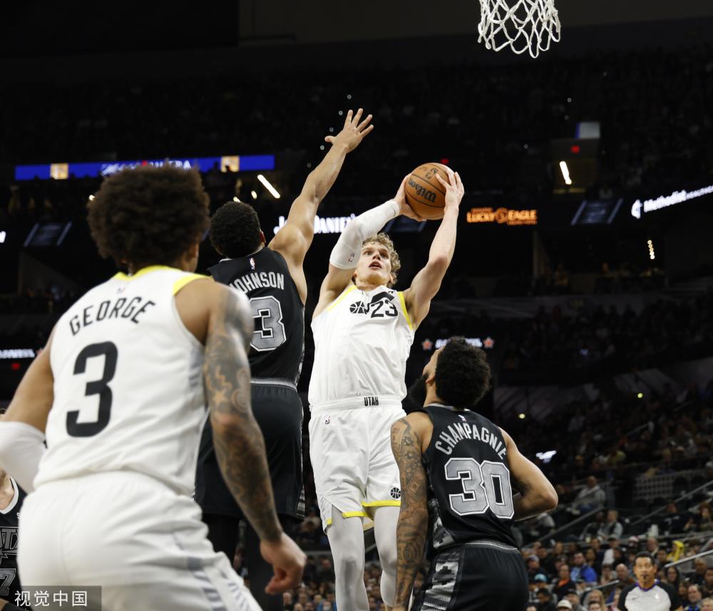 国在速滑领 国在速滑领